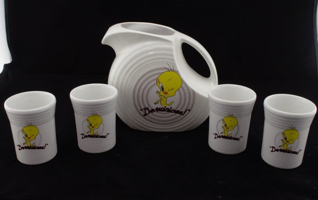 Fiesta® Warner Brothers Tweety 60th Anniversary Beverage Set w/ Tweety Pitcher & 4 Tweety Tumblers
