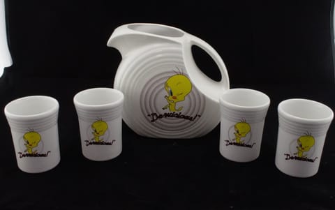 Fiesta® Warner Brothers Tweety 60th Anniversary Beverage Set w/ Tweety Pitcher & 4 Tweety Tumblers