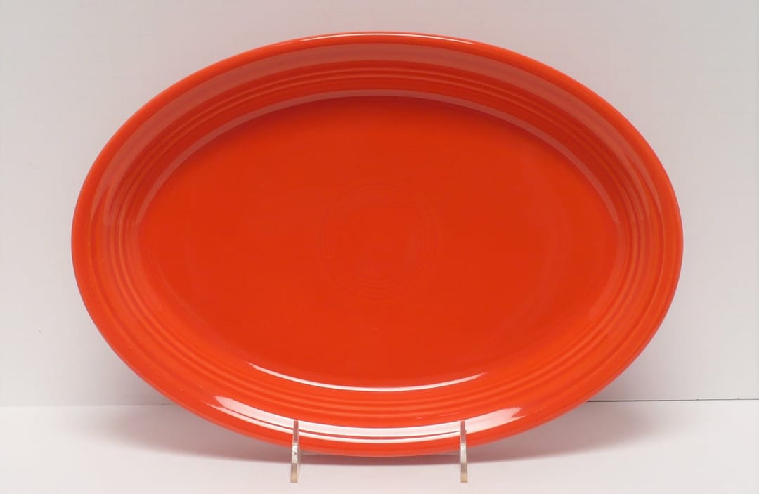Large Oval Platter in Poppy Product Photo
