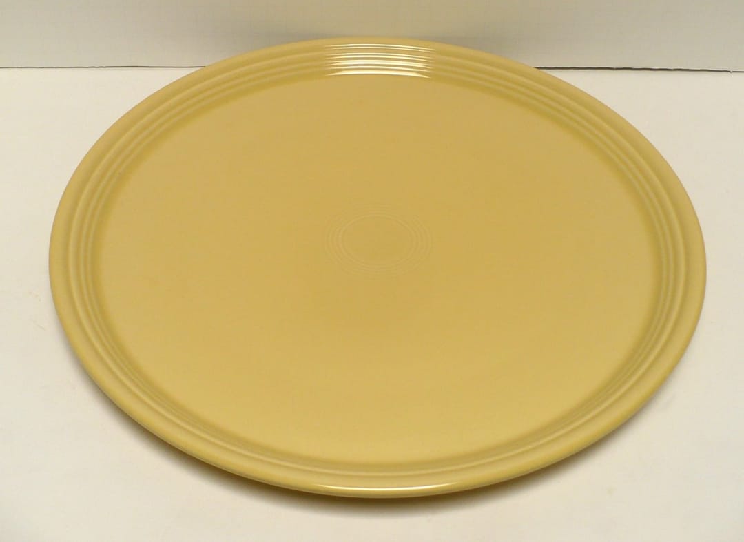 Fiesta® Yellow Extra Large Flat Party Tray or Pizza Tray 15'' 