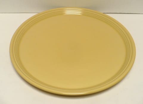 Fiesta® Yellow Extra Large Flat Party Tray or Pizza Tray 15'' 
