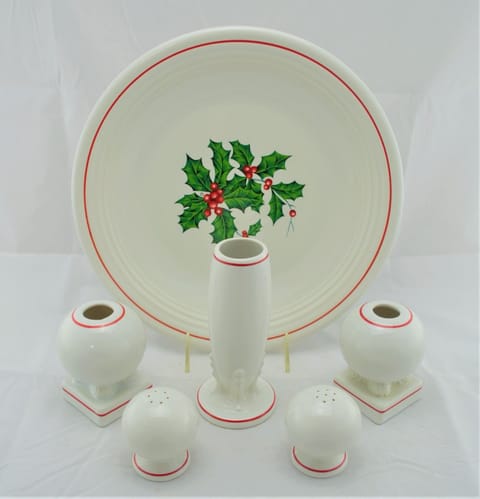 Fiesta® Holiday 6-Piece Completer Set F-110 with Red Bands (Early 1990s Pattern)