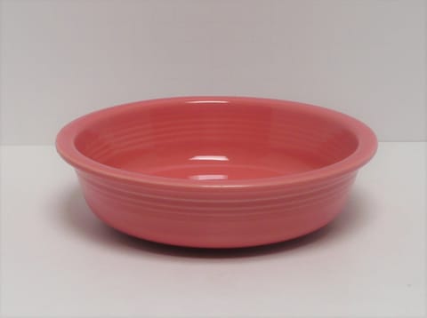 Medium Bowl Soup Cereal in Flamingo - Retired
