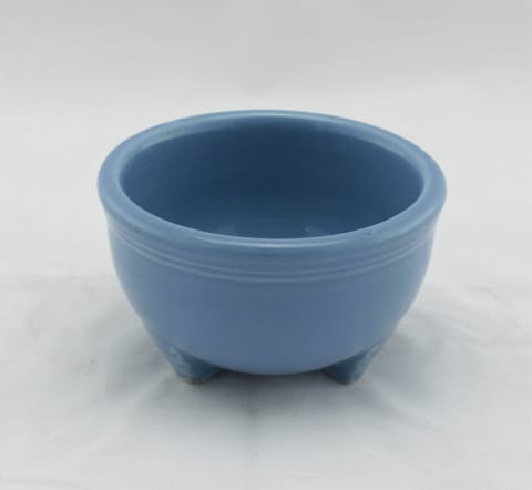 Fiesta® Tripod Bowl in Periwinkle
